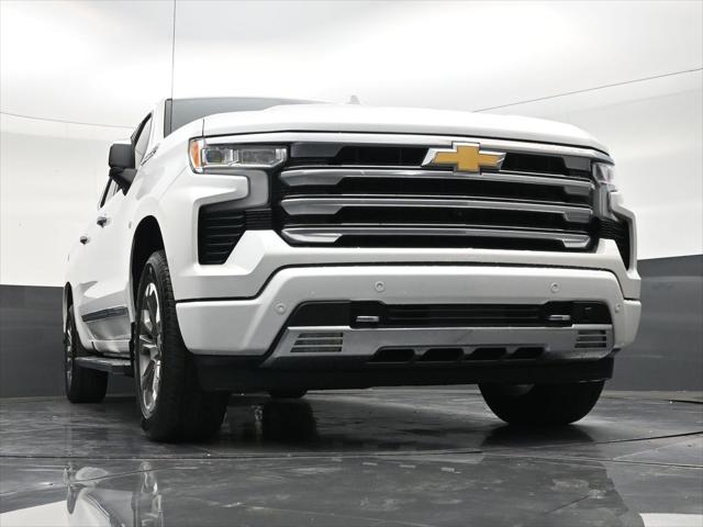 2023 Chevrolet Silverado 1500 2WD Crew Cab Short Bed High Country