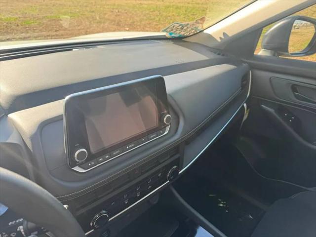 2025 Nissan Rogue S FWD