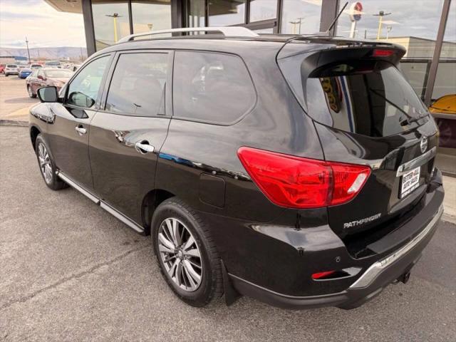 2018 Nissan Pathfinder SL