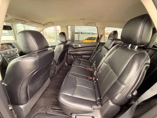 2018 Nissan Pathfinder SL