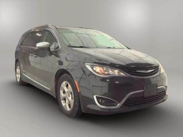 2018 Chrysler Pacifica Hybrid Limited for sale in Gloucester City, NJ