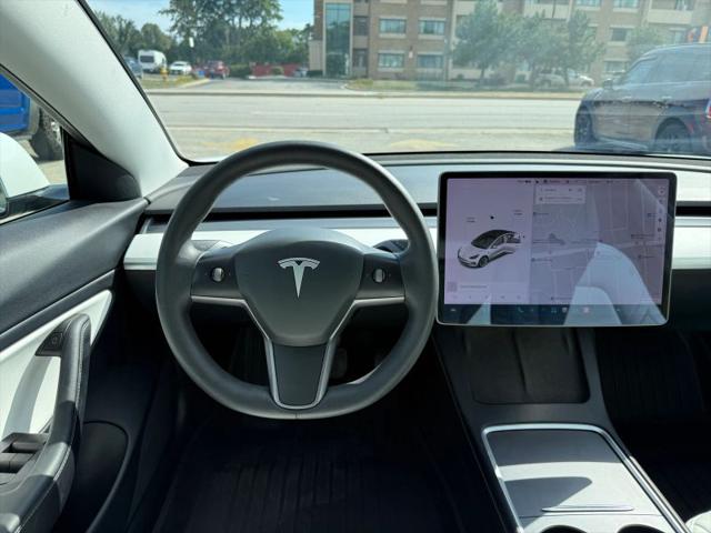 2021 Tesla Model 3 Standard Range Plus Rear-Wheel Drive