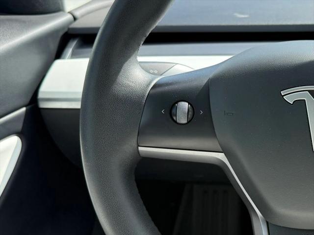2021 Tesla Model 3 Standard Range Plus Rear-Wheel Drive