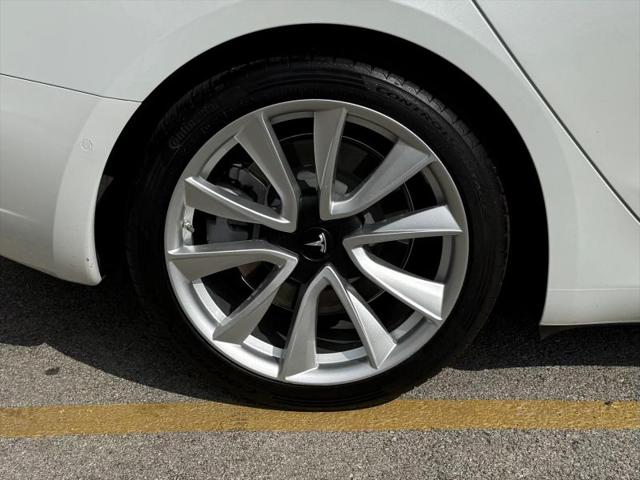 2021 Tesla Model 3 Standard Range Plus Rear-Wheel Drive
