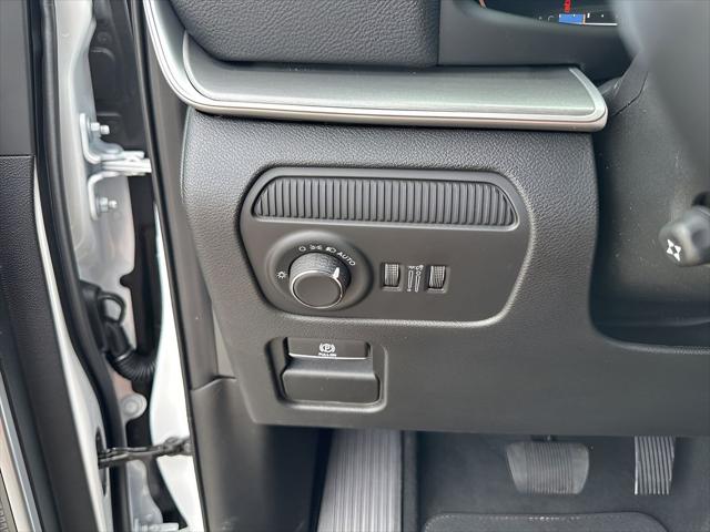 2026 Jeep Grand Wagoneer L Limited Altitude 4x4