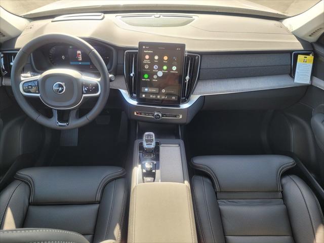 2026 Volvo XC90 Plug-In Hybrid Ultra Dark Theme, T8 AWD, Electric/Gasoline, 6 Seats