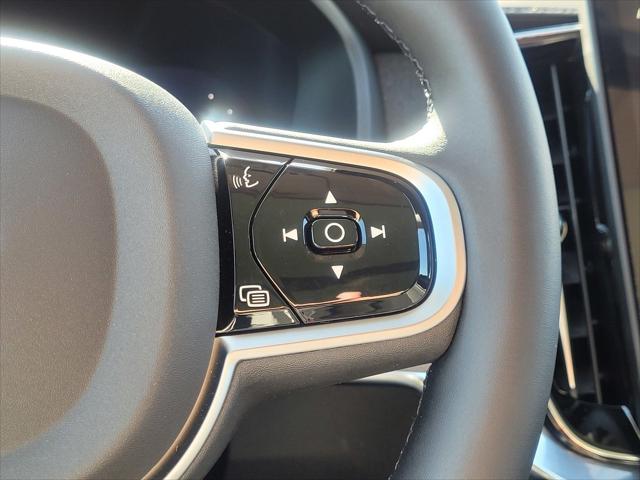 2026 Volvo XC90 Plug-In Hybrid Ultra Dark Theme, T8 AWD, Electric/Gasoline, 6 Seats