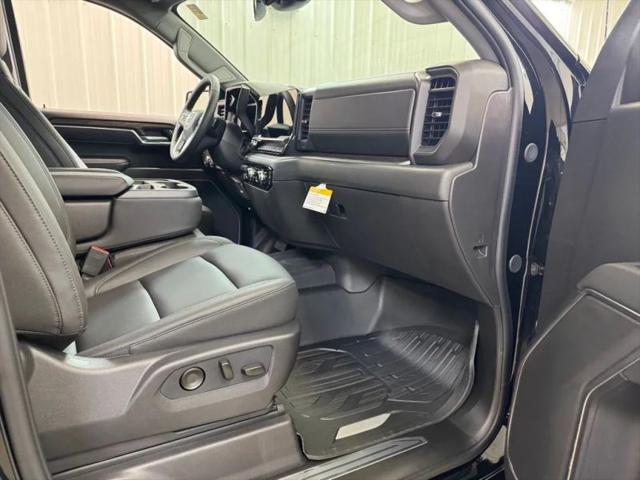2026 GMC Sierra 1500 Crew Cab, Short Bed, SLT, 4WD