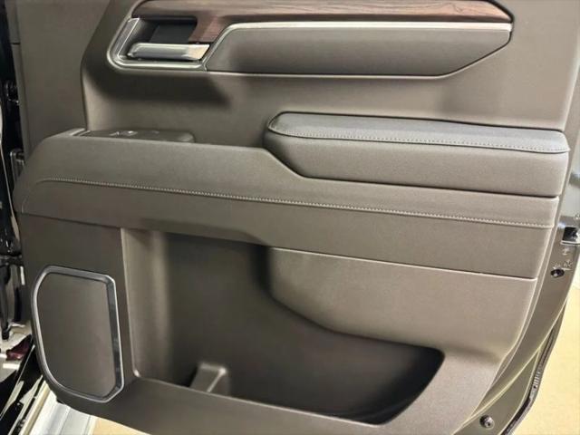 2026 GMC Sierra 1500 Crew Cab, Short Bed, SLT, 4WD