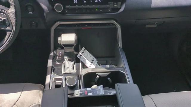2026 Toyota Tundra SR5 CrewMax 5.5' Bed