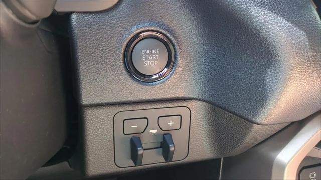 2026 Toyota Tundra SR5 CrewMax 5.5' Bed