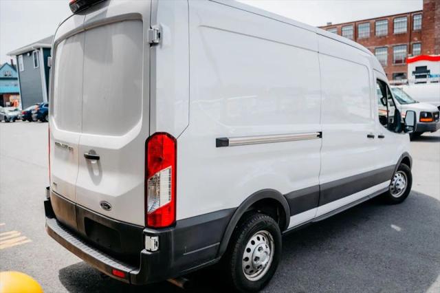 2023 Ford Transit Cargo Van Medium Roof w/LWB