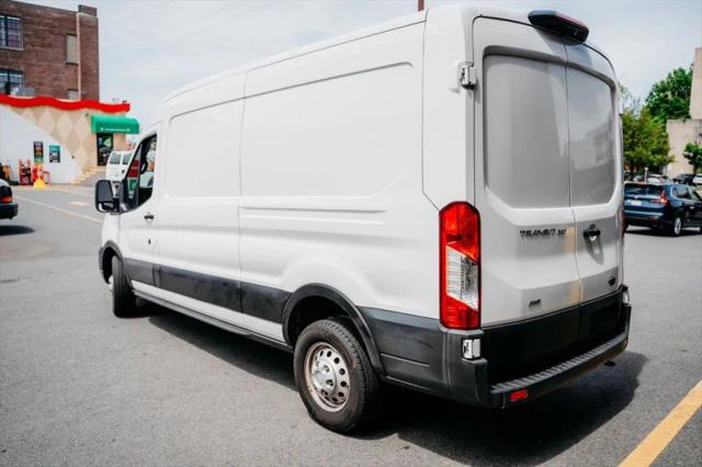 2023 Ford Transit Cargo Van Medium Roof w/LWB