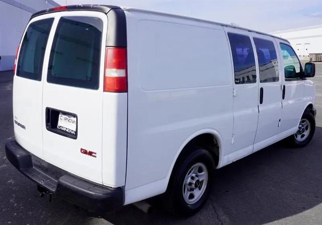 2003 GMC Savana Standard