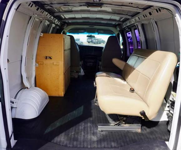 2003 GMC Savana Standard