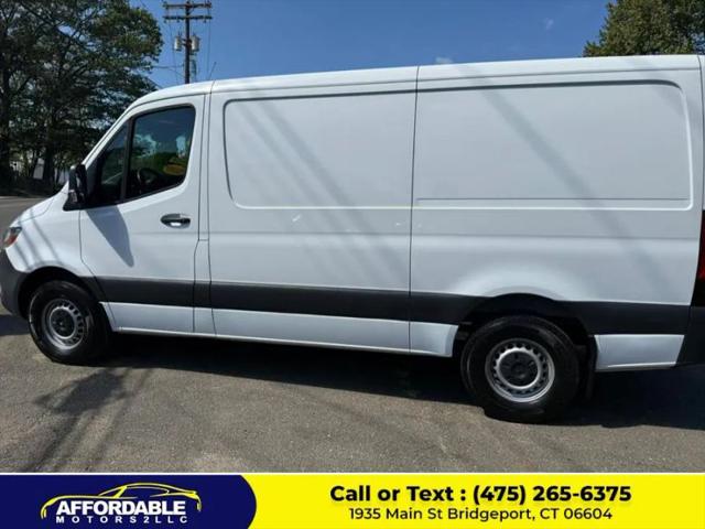 2022 Mercedes-Benz Sprinter 1500 Standard Roof I4