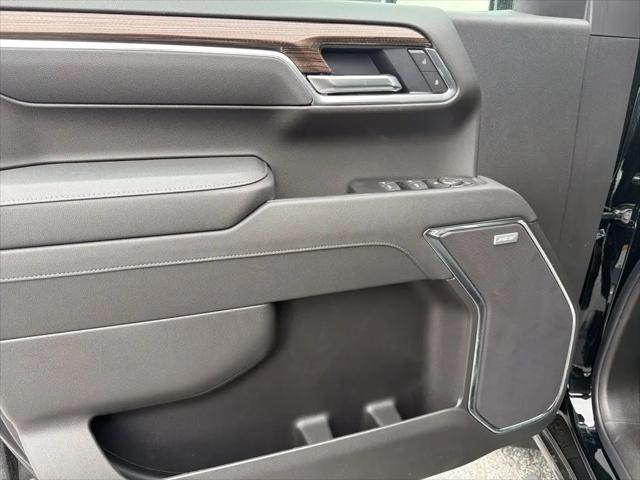 2026 Chevrolet Silverado 1500 4WD Crew Cab Short Bed RST