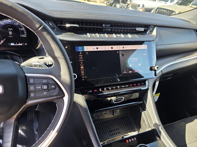2026 Jeep Grand Cherokee Altitude 4x4
