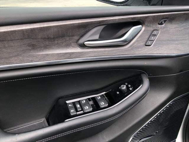 2023 Jeep Grand Cherokee L Overland 4x4