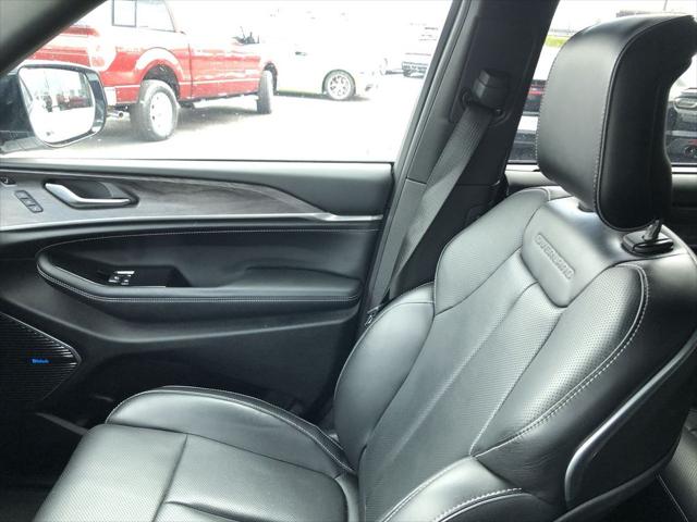 2023 Jeep Grand Cherokee L Overland 4x4