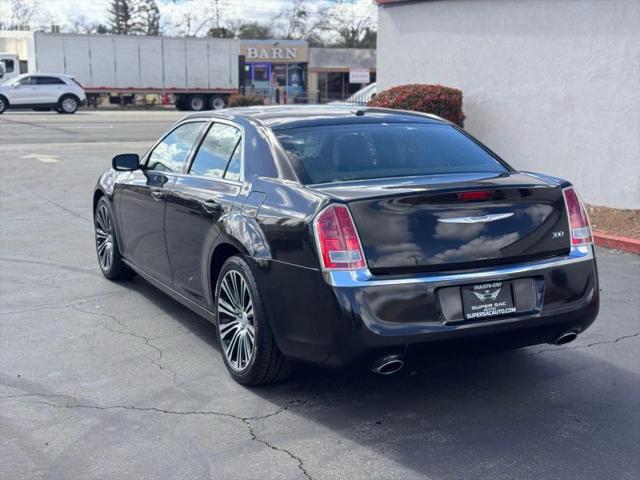 2014 Chrysler 300 300