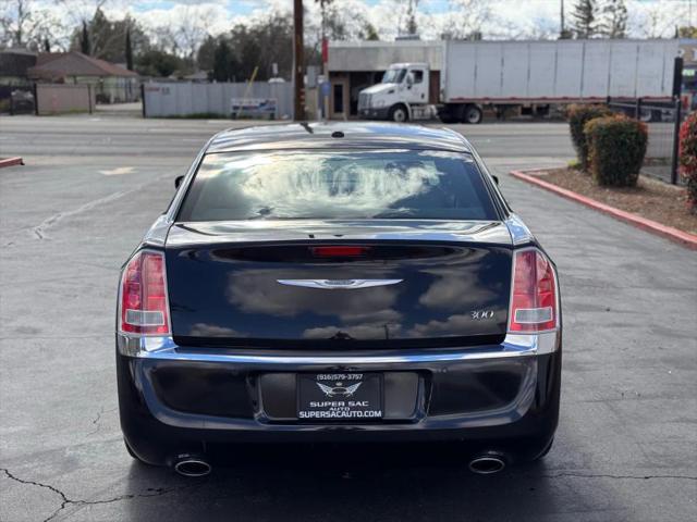 2014 Chrysler 300 300