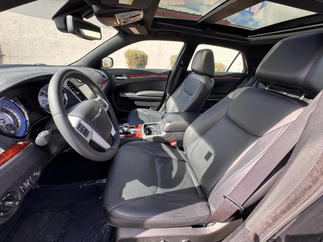 2014 Chrysler 300 300