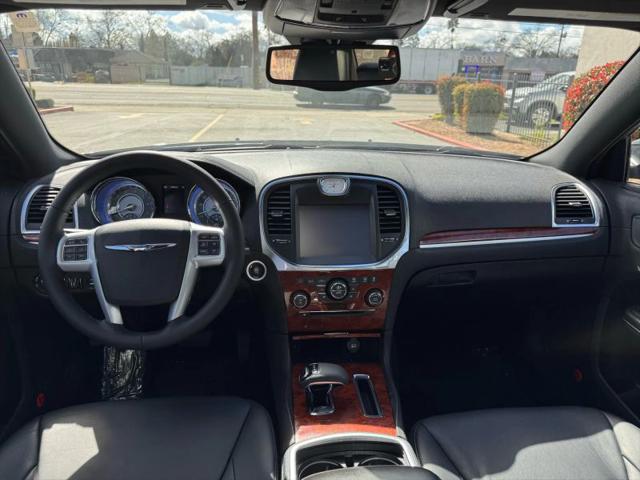 2014 Chrysler 300 300