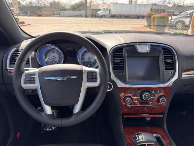 2014 Chrysler 300 300