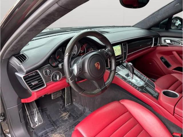 2016 Porsche Panamera GTS