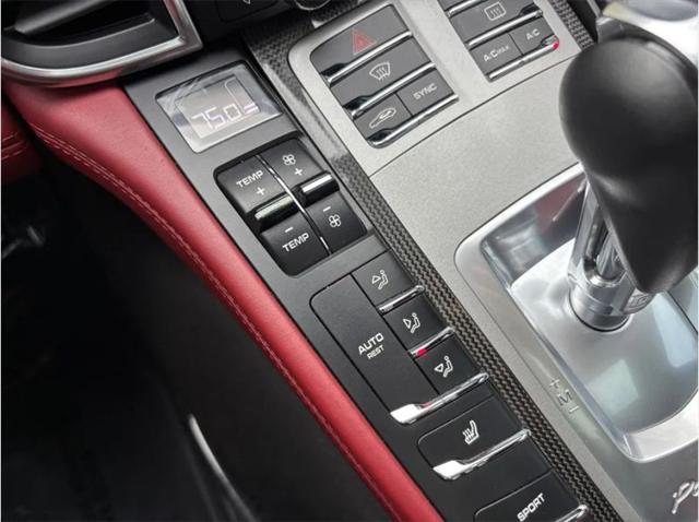 2016 Porsche Panamera GTS