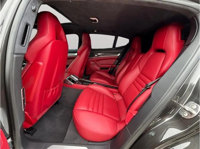 2016 Porsche Panamera GTS