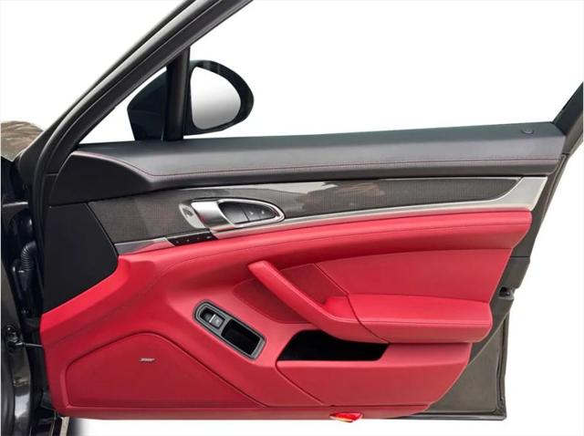 2016 Porsche Panamera GTS