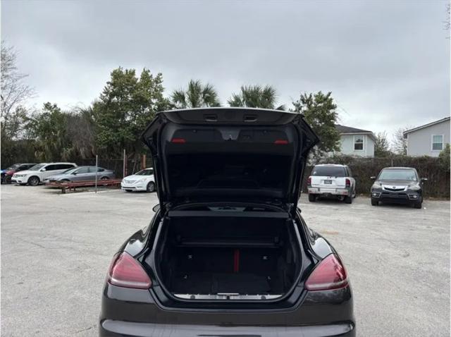 2016 Porsche Panamera GTS