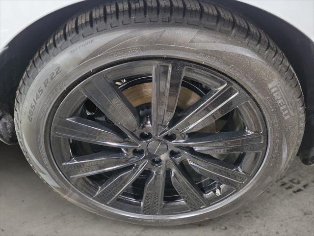 2026 Land Rover Range Rover P550e SE