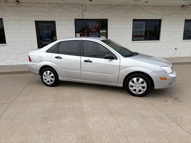2005 Ford Focus ZX4
