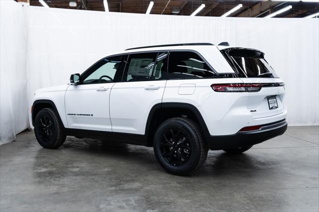 2026 Jeep Grand Cherokee Altitude 4x4