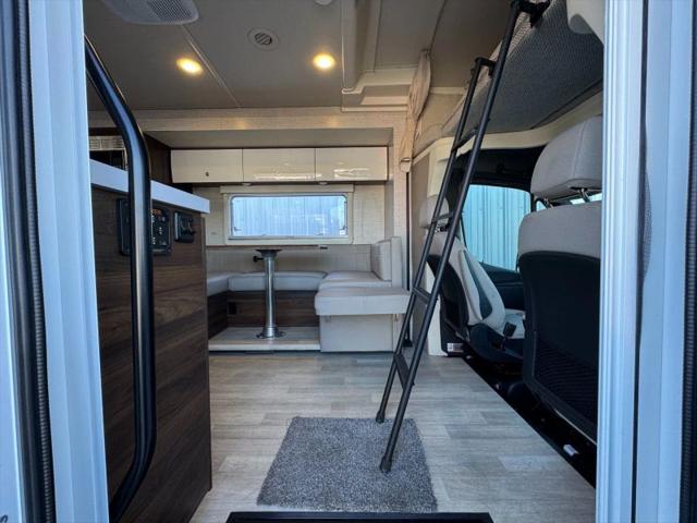2021 Mercedes-Benz Sprinter 3500XD Chassis Standard Roof V6