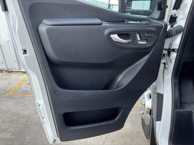 2021 Mercedes-Benz Sprinter 3500XD Chassis Standard Roof V6