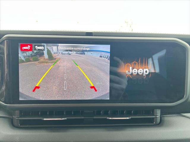 2024 Jeep Wrangler 4-Door Sahara 4x4