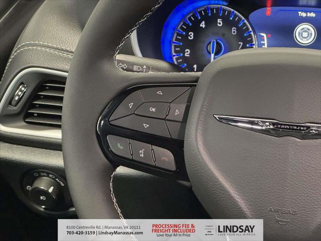 2026 Chrysler Pacifica Select