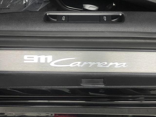 2021 Porsche 911 Carrera