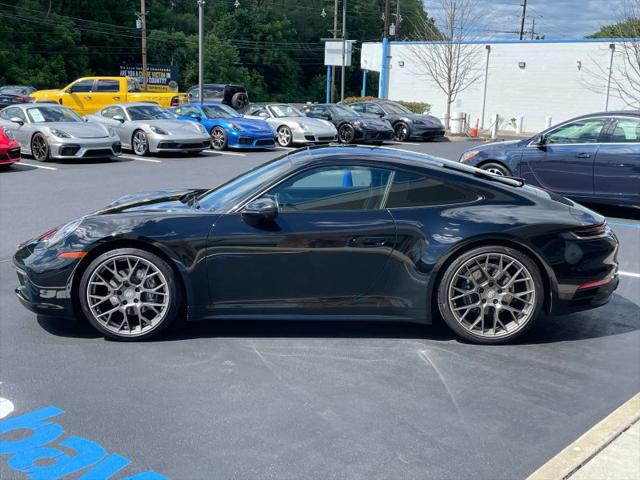 2021 Porsche 911 Carrera