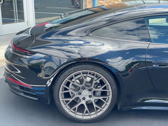 2021 Porsche 911 Carrera