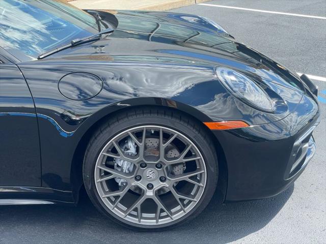 2021 Porsche 911 Carrera