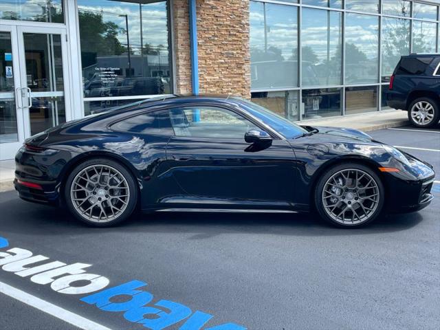 2021 Porsche 911 Carrera