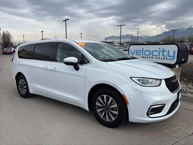 2023 Chrysler Pacifica Hybrid Touring L for sale in Draper, UT