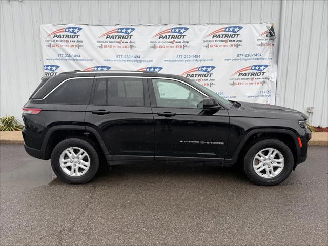2023 Jeep Grand Cherokee Laredo 4x4
