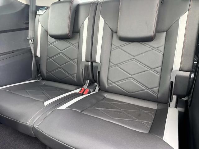 2026 Volkswagen Atlas Peak Edition