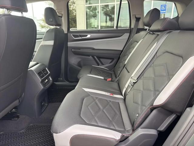 2026 Volkswagen Atlas Peak Edition
